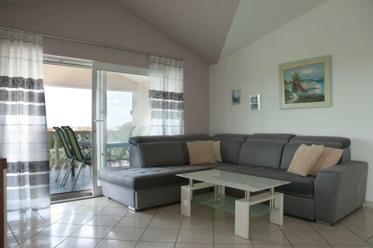 Apartments Lidija Matosevic Porec Exterior photo